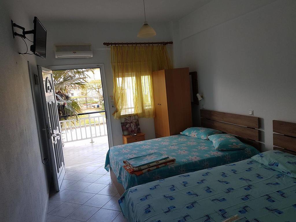 Vrasná Villa Giannis Apartments מראה חיצוני תמונה